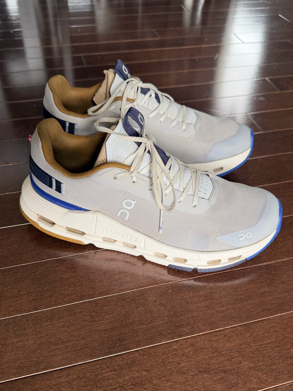 On cloud women’s 8.5